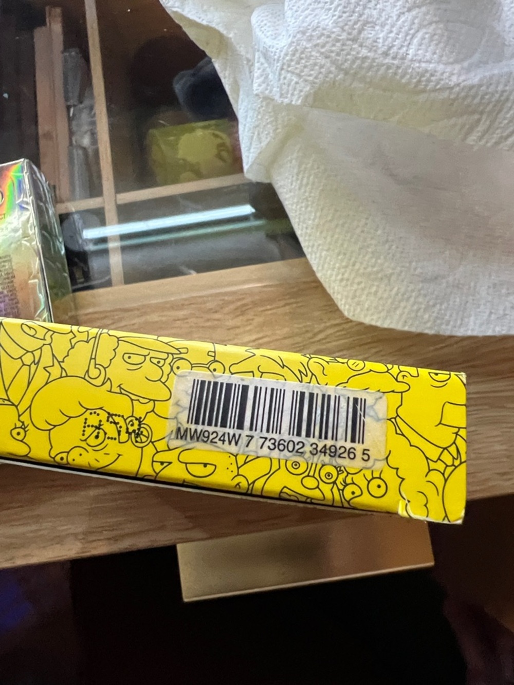 MAC Cosmetics x The Simpsons Eyeshadow Palette - Yellow & Blue - Picture 4 of 4